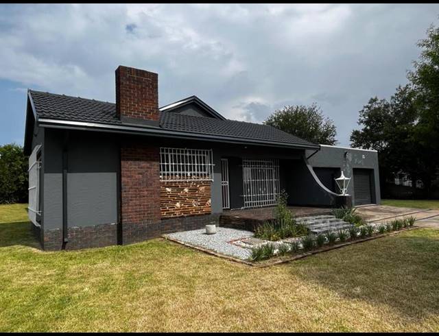 3 BEDROOM HOUSE FOR SALE IN ELSPARK